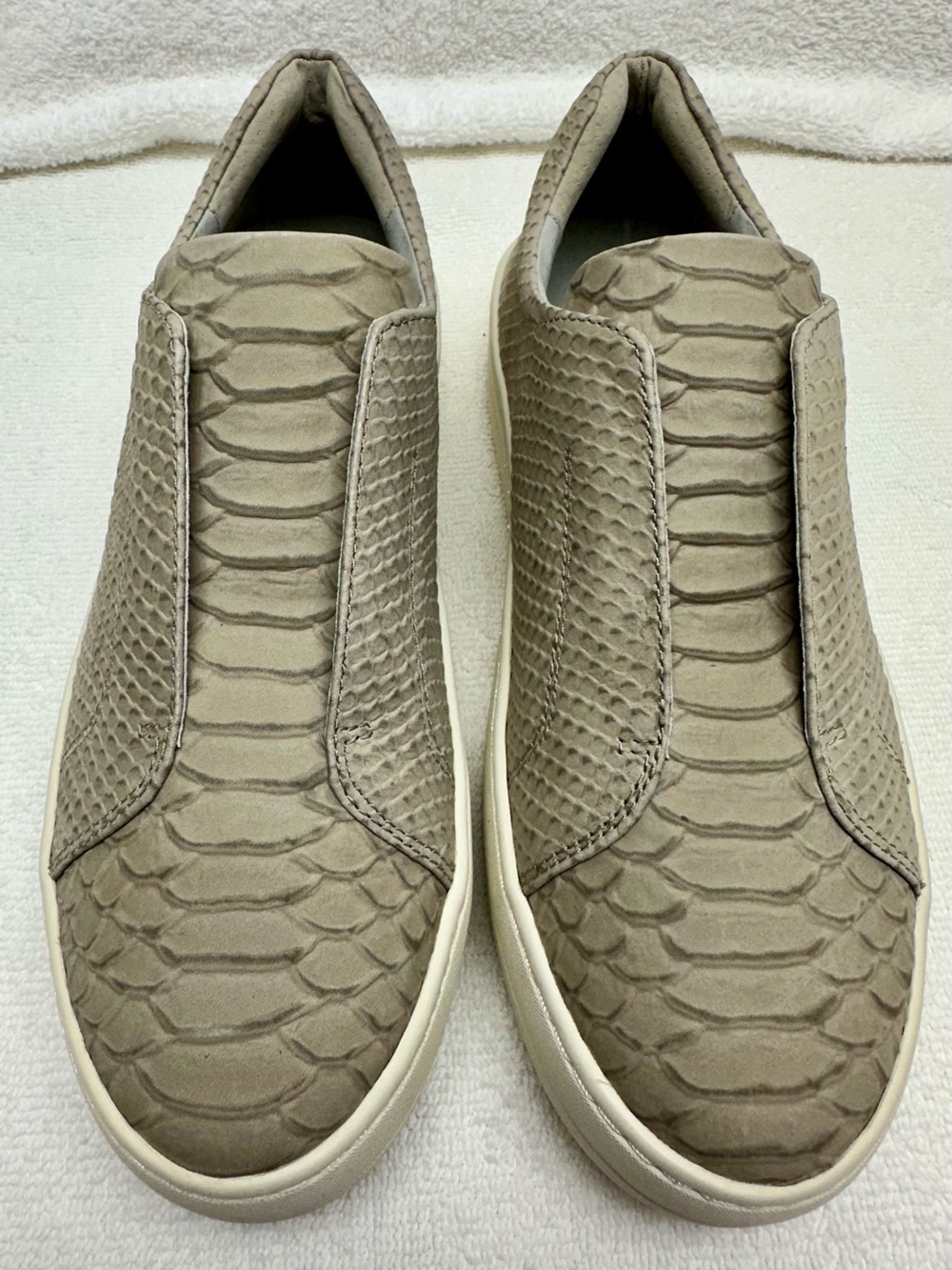 J/Slides Heidi Grey Snakeskin Embossed Leather Slip-on Sneakers-New In Box